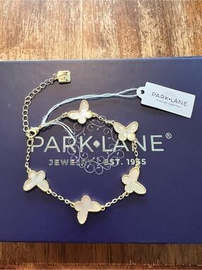 PINK LILLY Gold Butterfly Bracelet with Mother-of-Pearl Charms | NEW